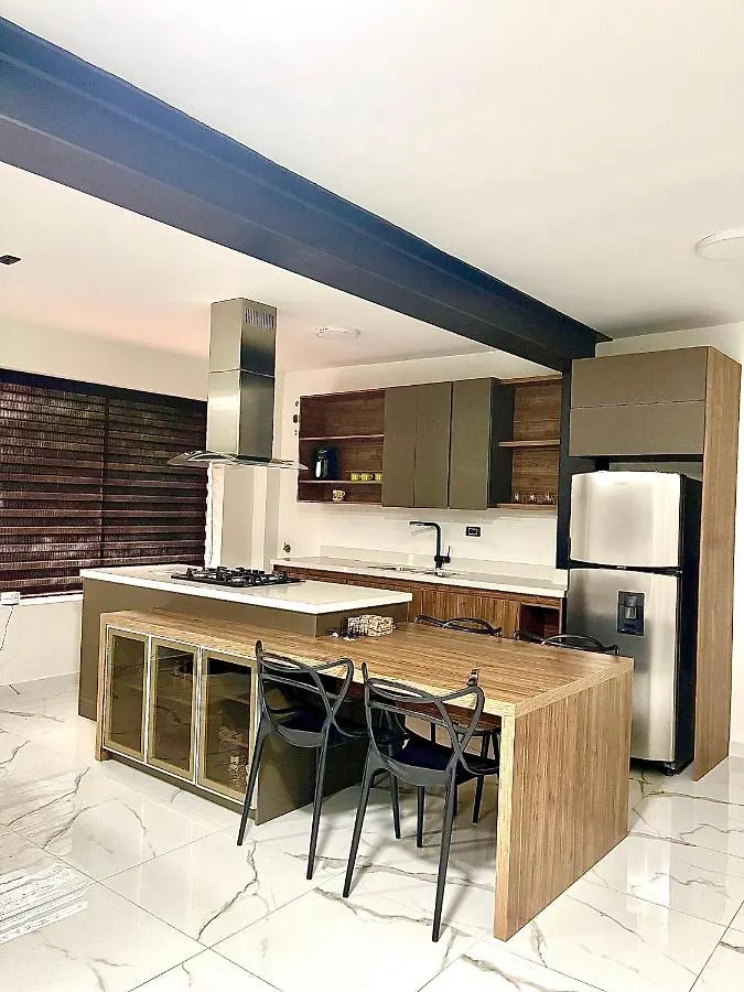 Lujoso Apto En Laureles Capacidad Max 8 Personas location